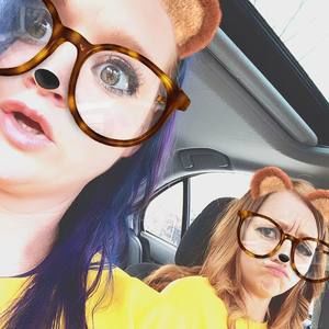 Meet your Posher, Andrée-anne